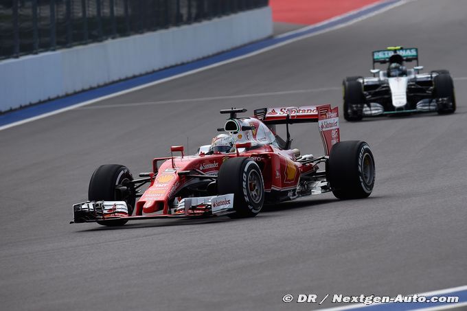 Vettel ne baisse pas les bras face (...)