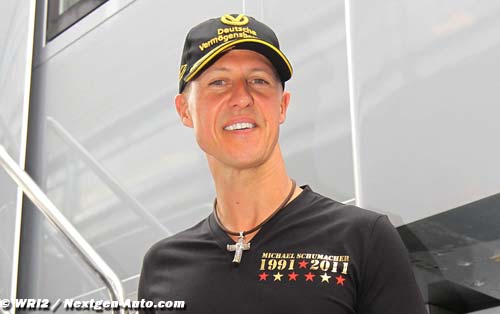 Schumacher gets award for 'life