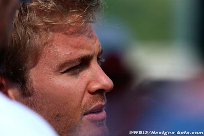 Doornbos : Rosberg aurait dû être (...)