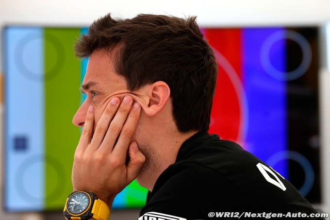 Palmer happy to wait for Renault (...)