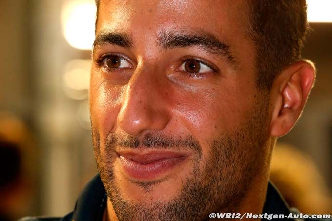 Ricciardo apprend de Verstappen (...)