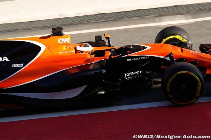McLaren change de nouveau le moteur sur