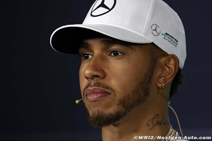 Hamilton : La F1 devrait changer (...)