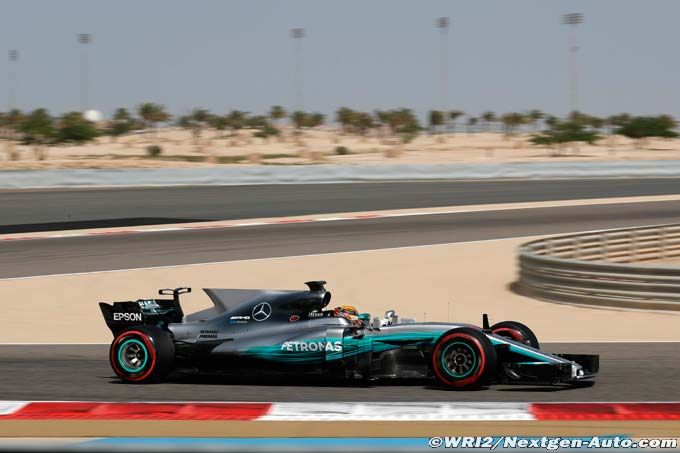 Mercedes drivers admit tyre problems