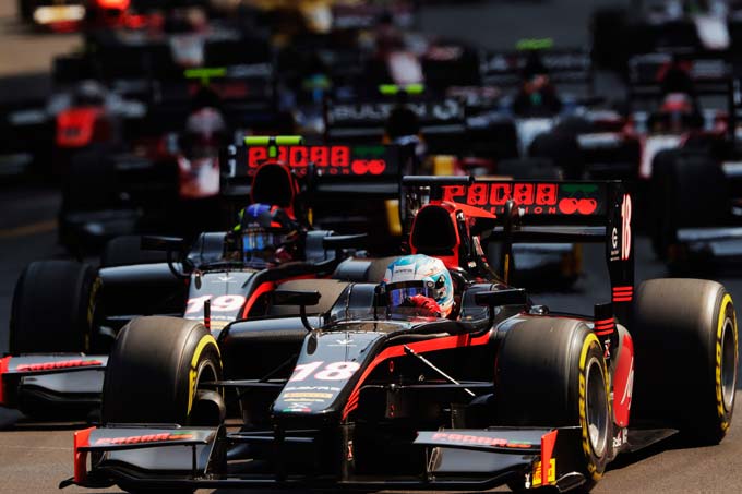 Monaco, Race 2: De Vries dominates (...)