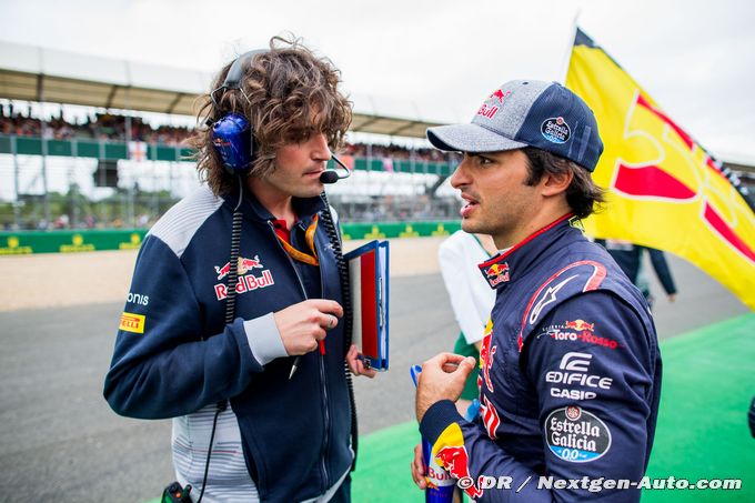 Red Bull to consider Sainz release (...)