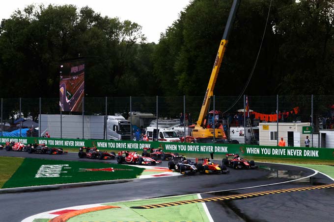 Monza, Race 1: Ghiotto wins in (...)