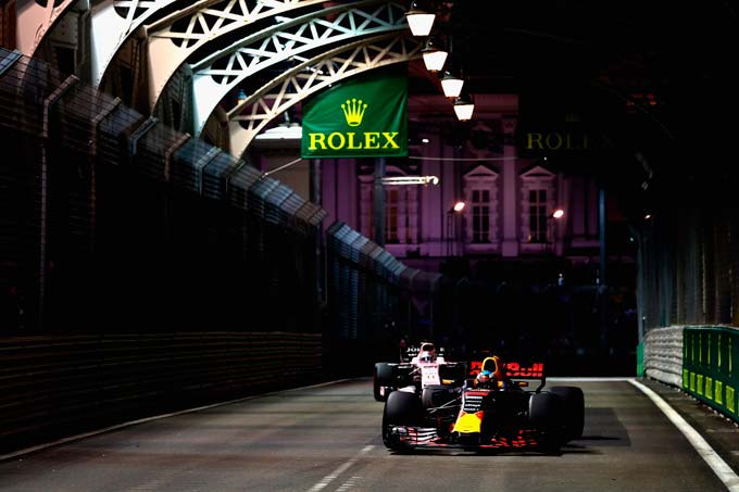 Singapore, FP2: Ricciardo continues to