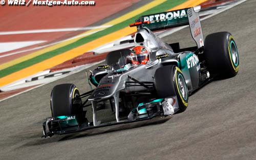 Schumacher réprimandé, Team Lotus (...)