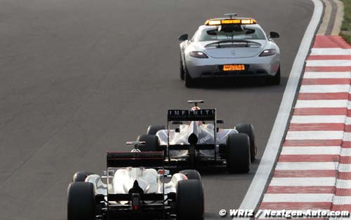 Safety car rule tweak likely for 2012