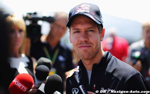 Vettel écope d'un simple avertissem