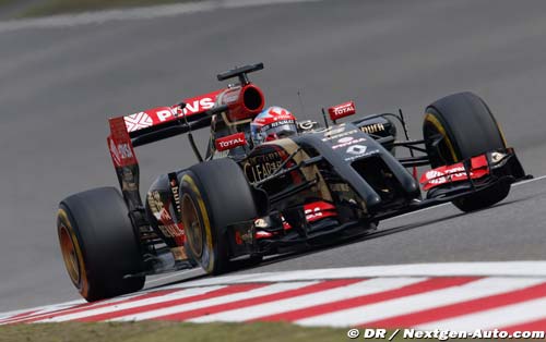 Lotus wants engine equality with (...)
