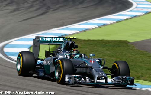 Hockenheim L3 : Rosberg en position
