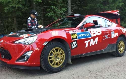 Toyota boss samples Finland WRC stage