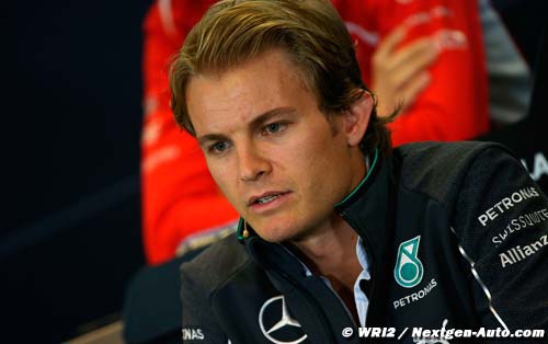 Rosberg répond à Hamilton