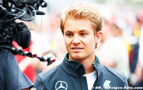 Rosberg : Lewis a tout à perdre et (...)