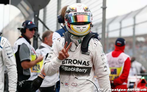 Hamilton says new Mercedes deal (...)