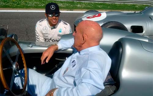 Hamilton et Moss au volant de Mercedes