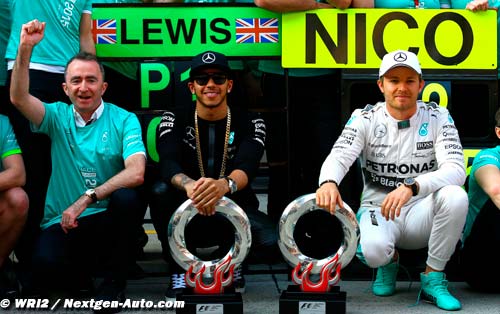 Hamilton est au dessus de Rosberg (...)