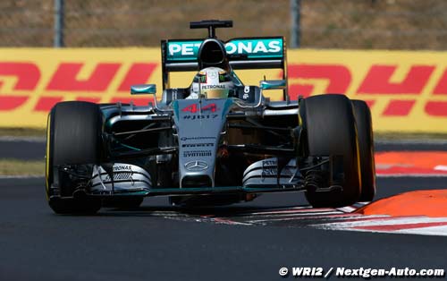 Monza, FP2: Hamilton quickest again but