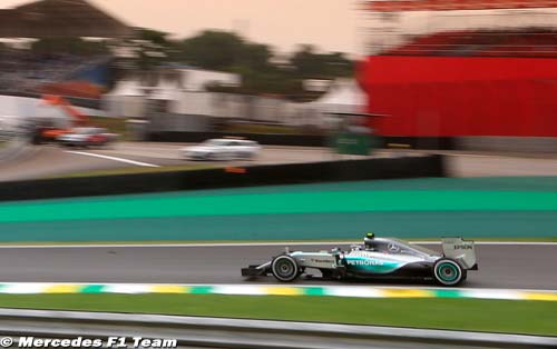 Rosberg : Hamilton se cherche des (...)