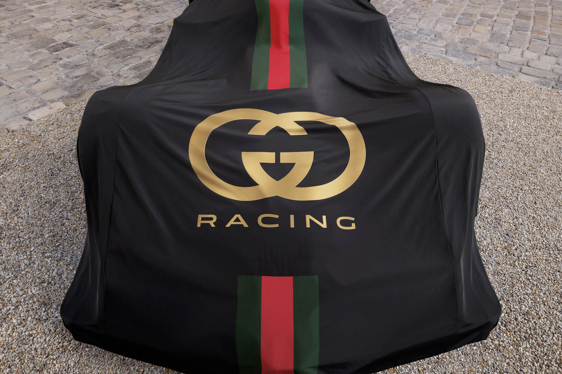 alpine-gucci_3_.jpg