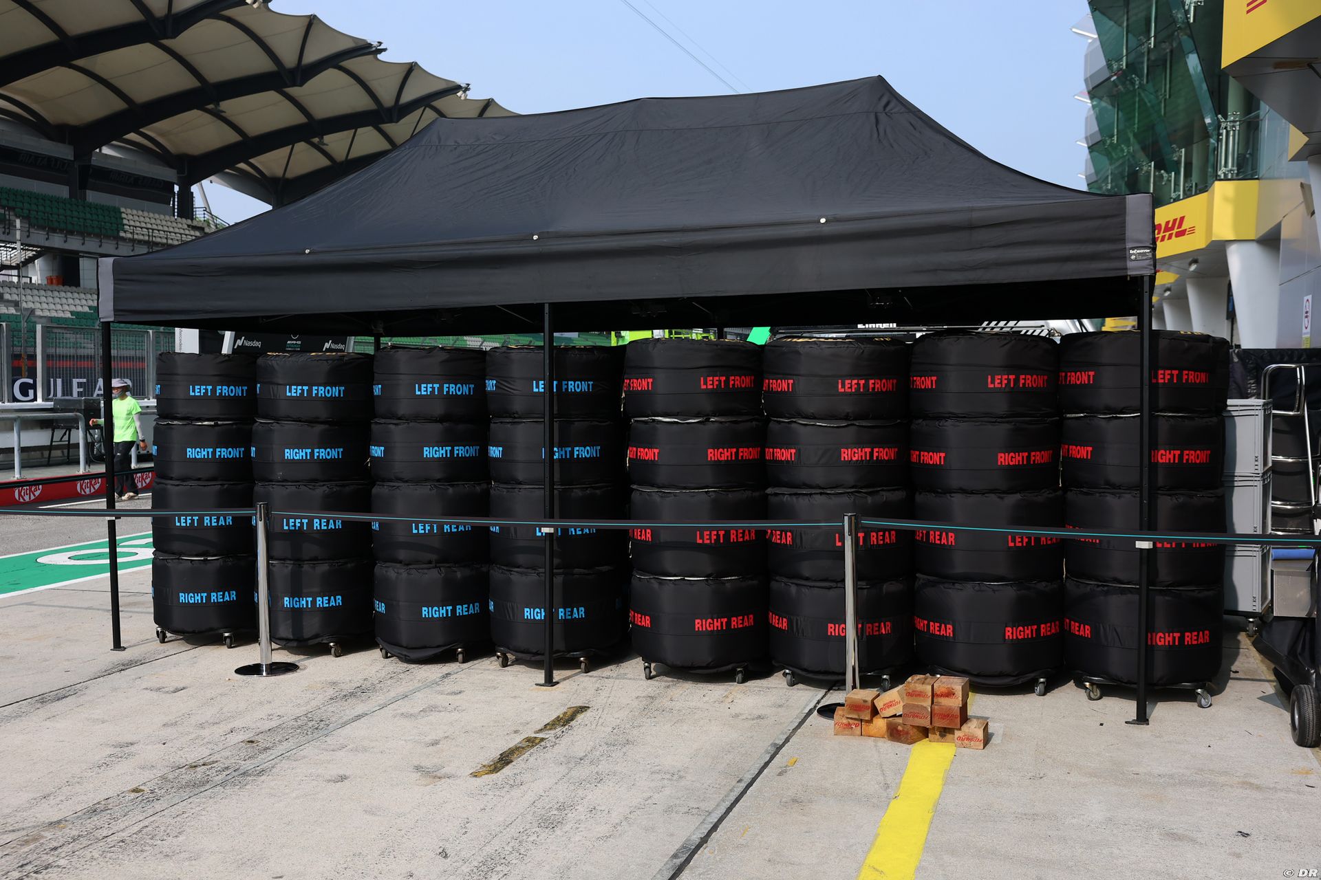 ambiance-pirelli0_2_-4.jpg