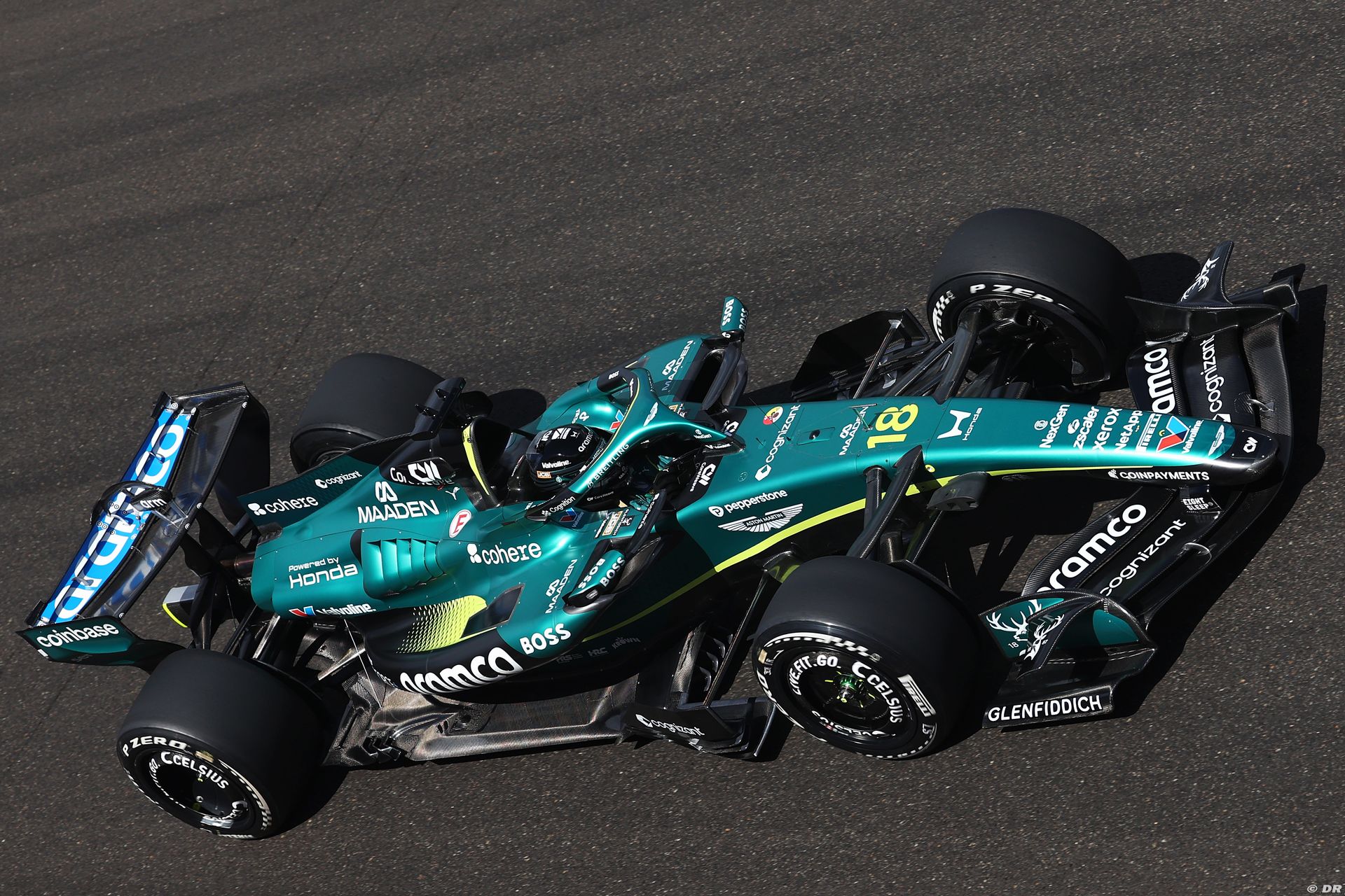 astonmartin1_13_-3.jpg