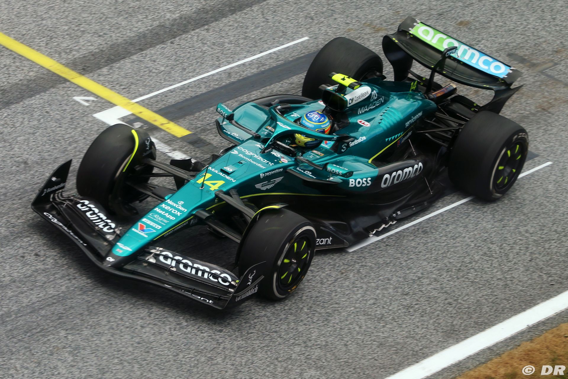 astonmartin1_32_-3.jpg