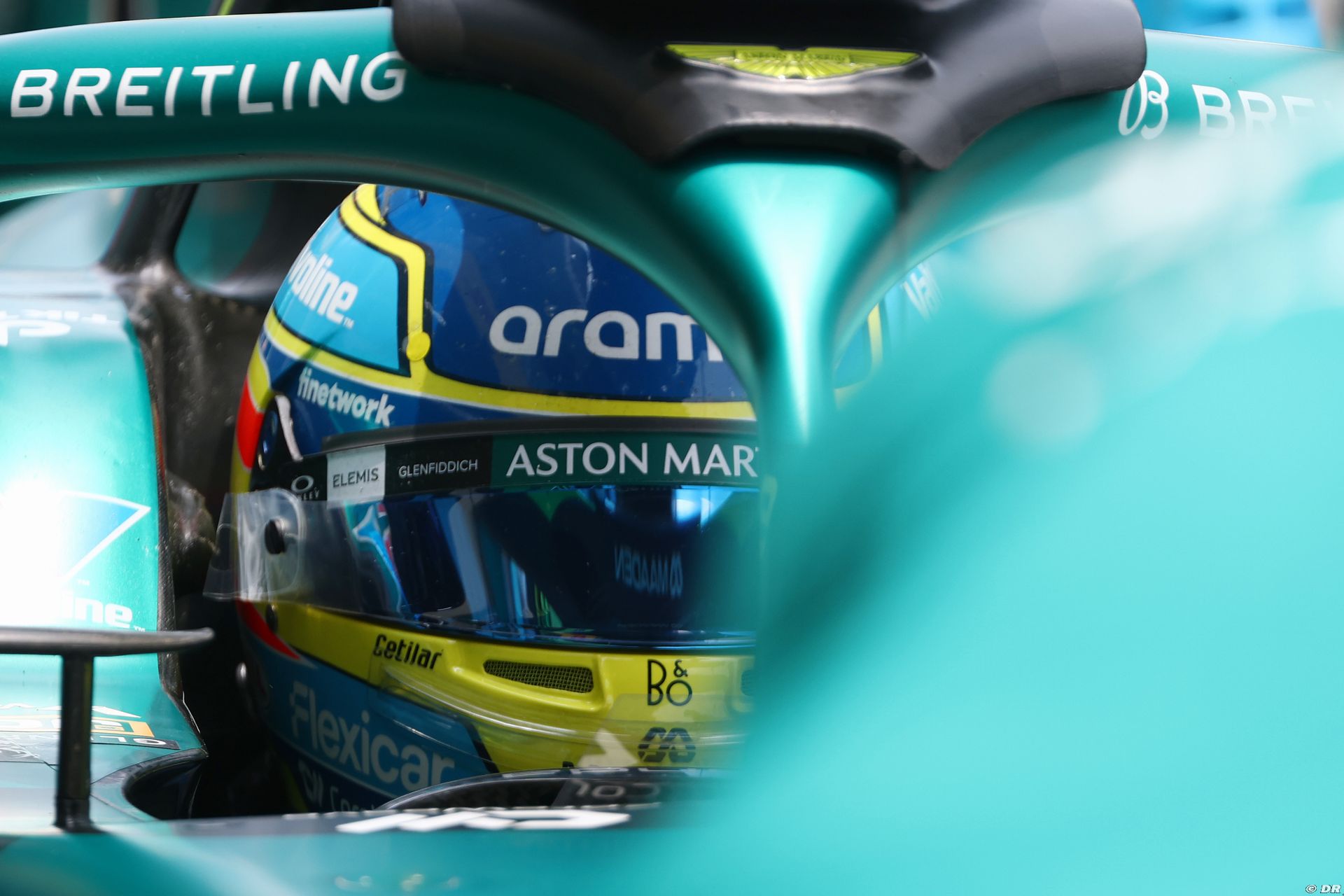 astonmartin2_10_-4.jpg