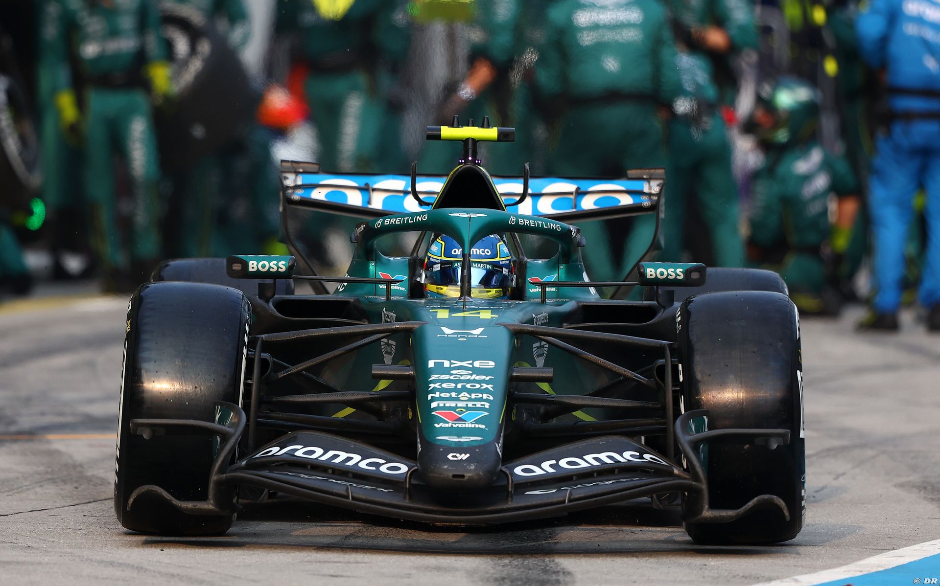 astonmartin3_20_-5.jpg
