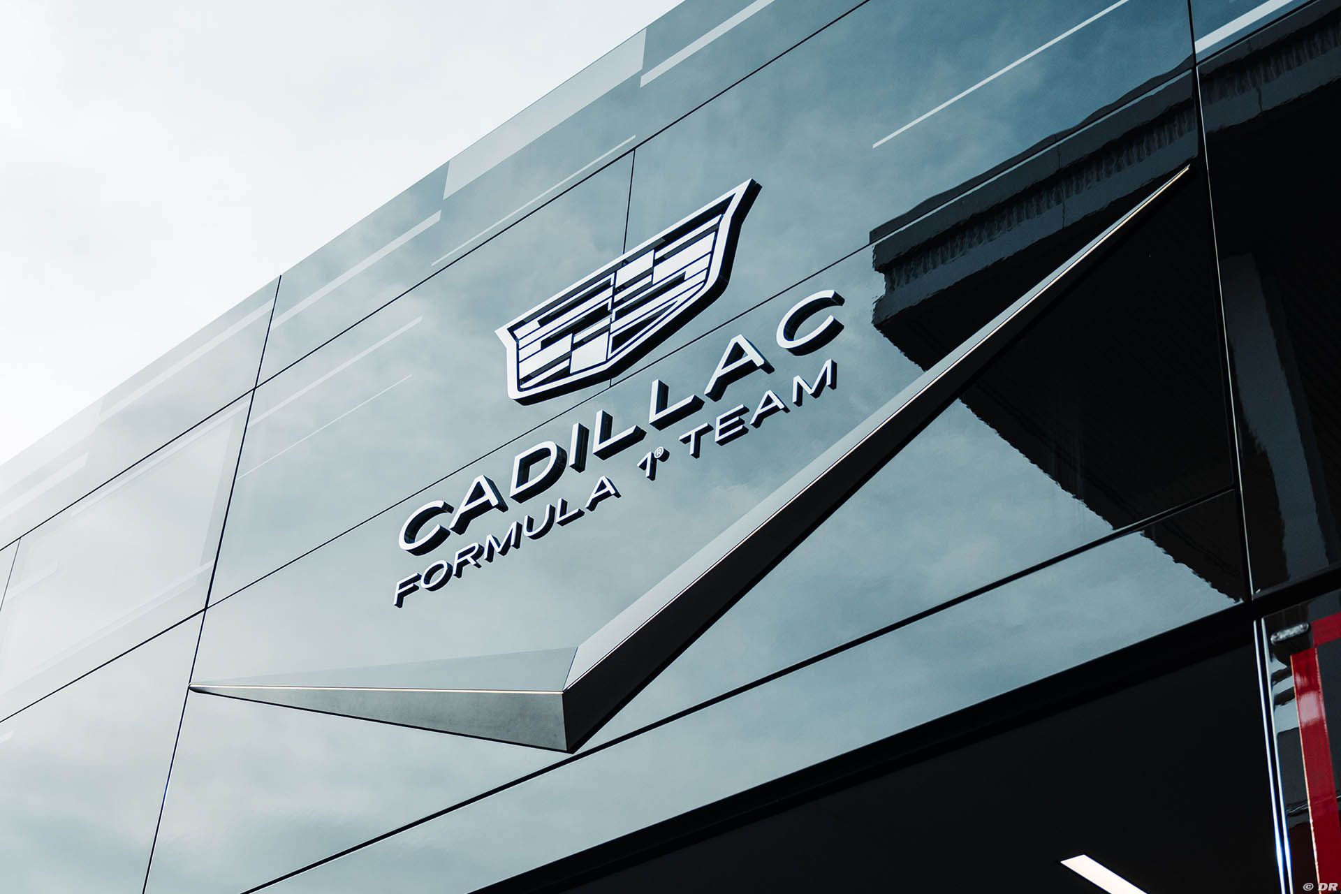 cadillac_55_.jpg