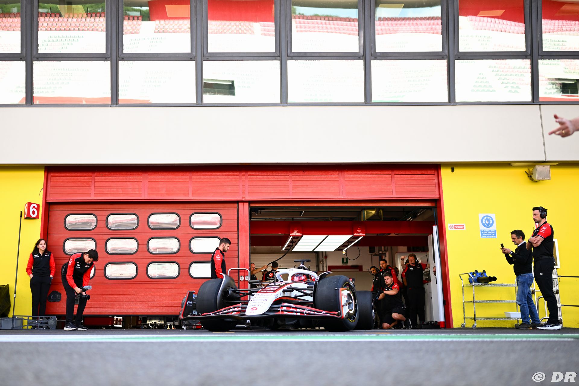 estebanocon01.jpg
