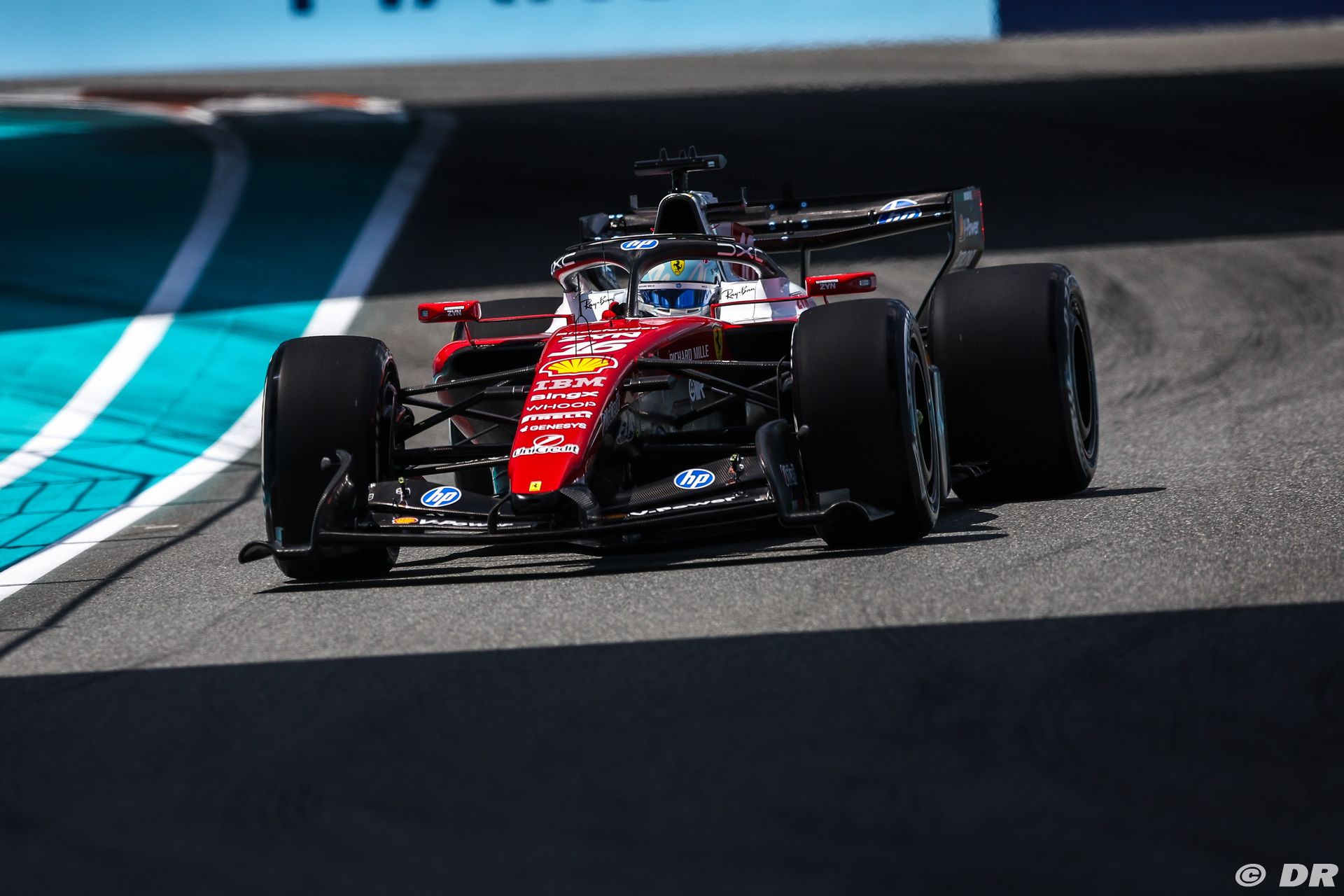 ferrari1_1_-11.jpg