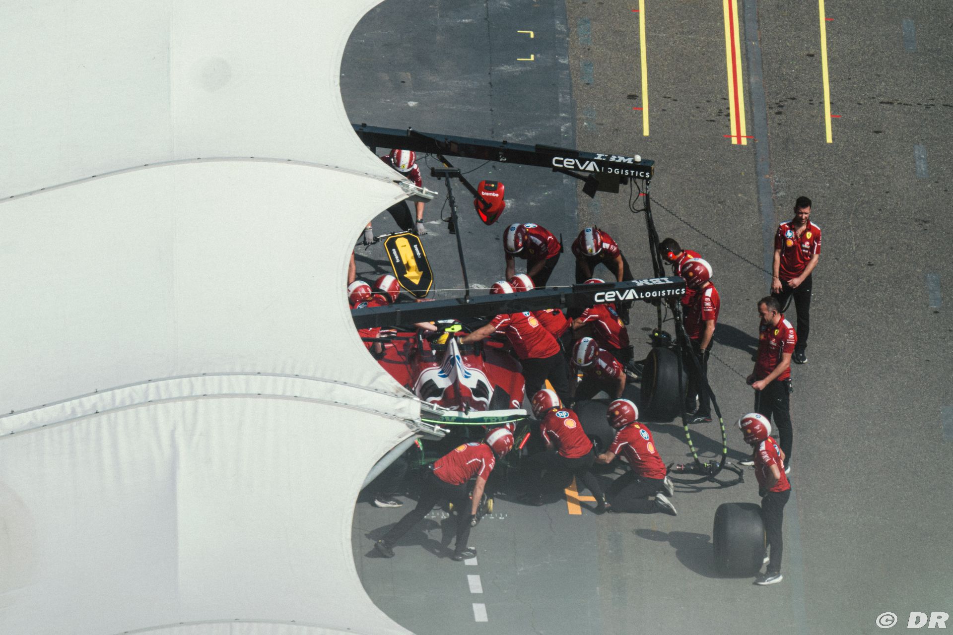 ferrari1_8_-7.jpg