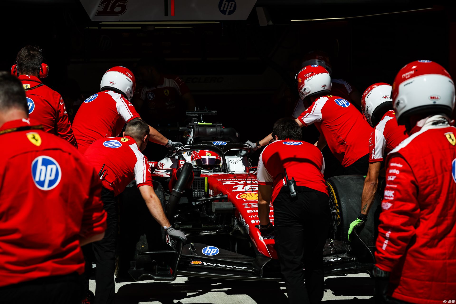 ferrari1_9_-12.jpg