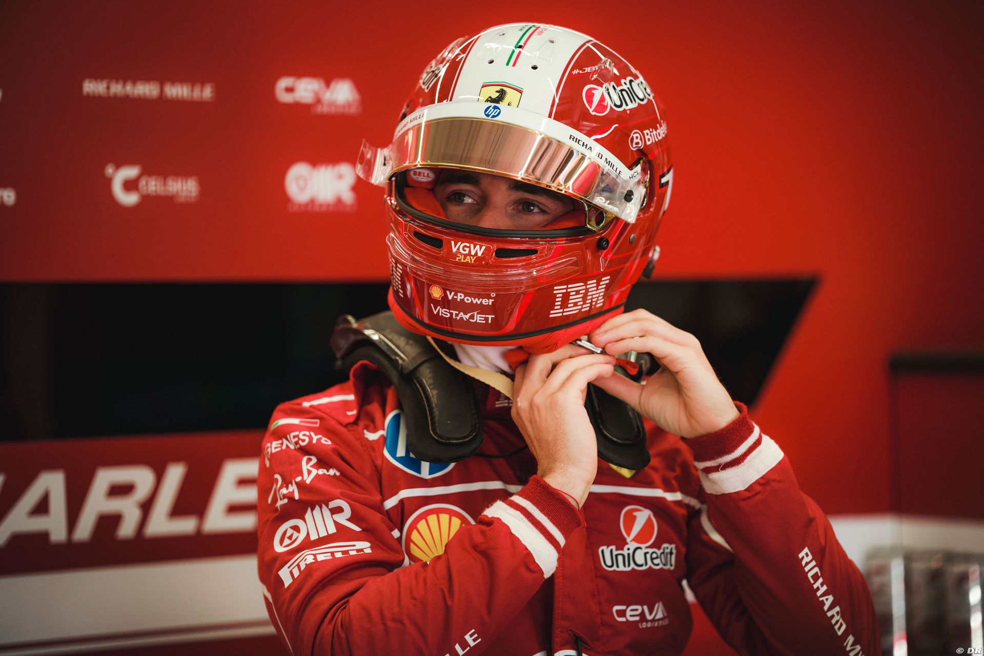 ferrari2_17_-3.jpg