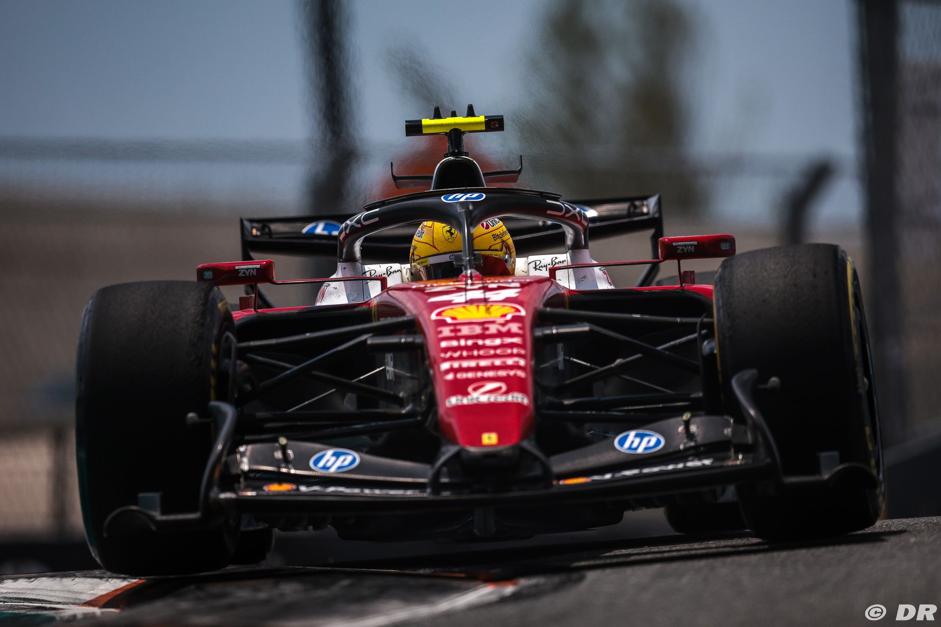 ferrari2_3_-14.jpg