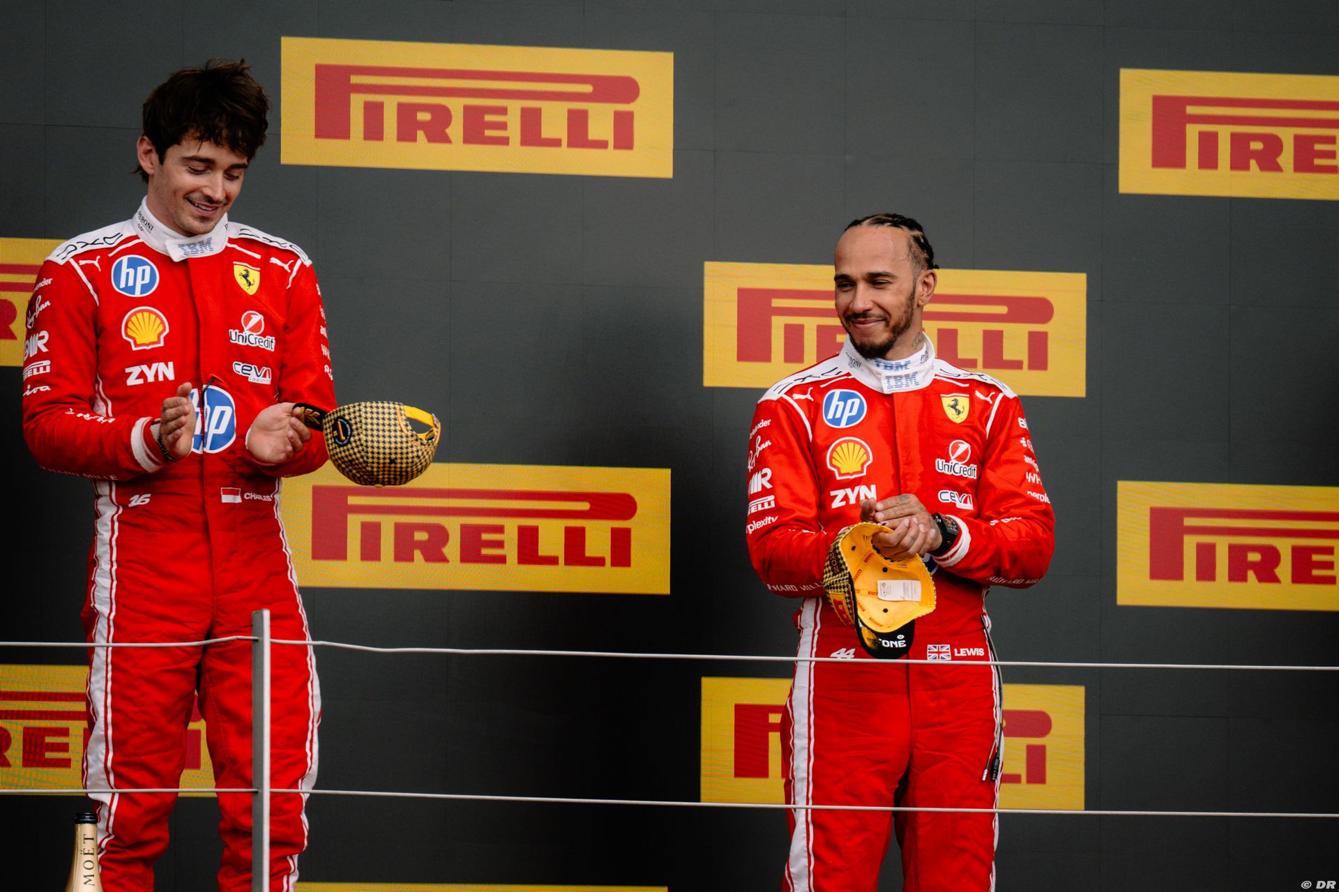 ferrari3_12_-9.jpg