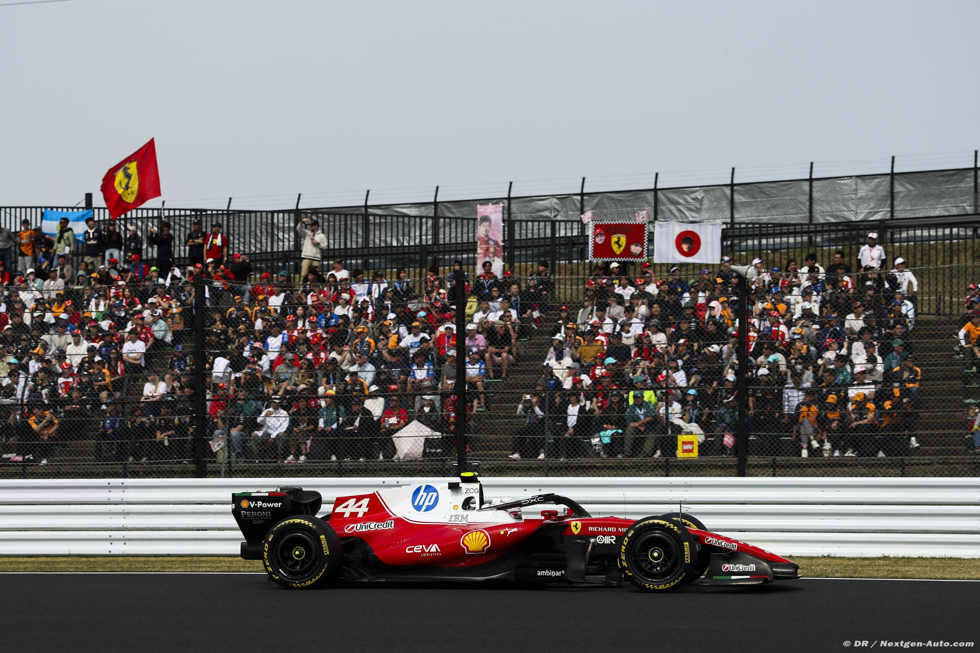 ferrari3_8_-17.jpg