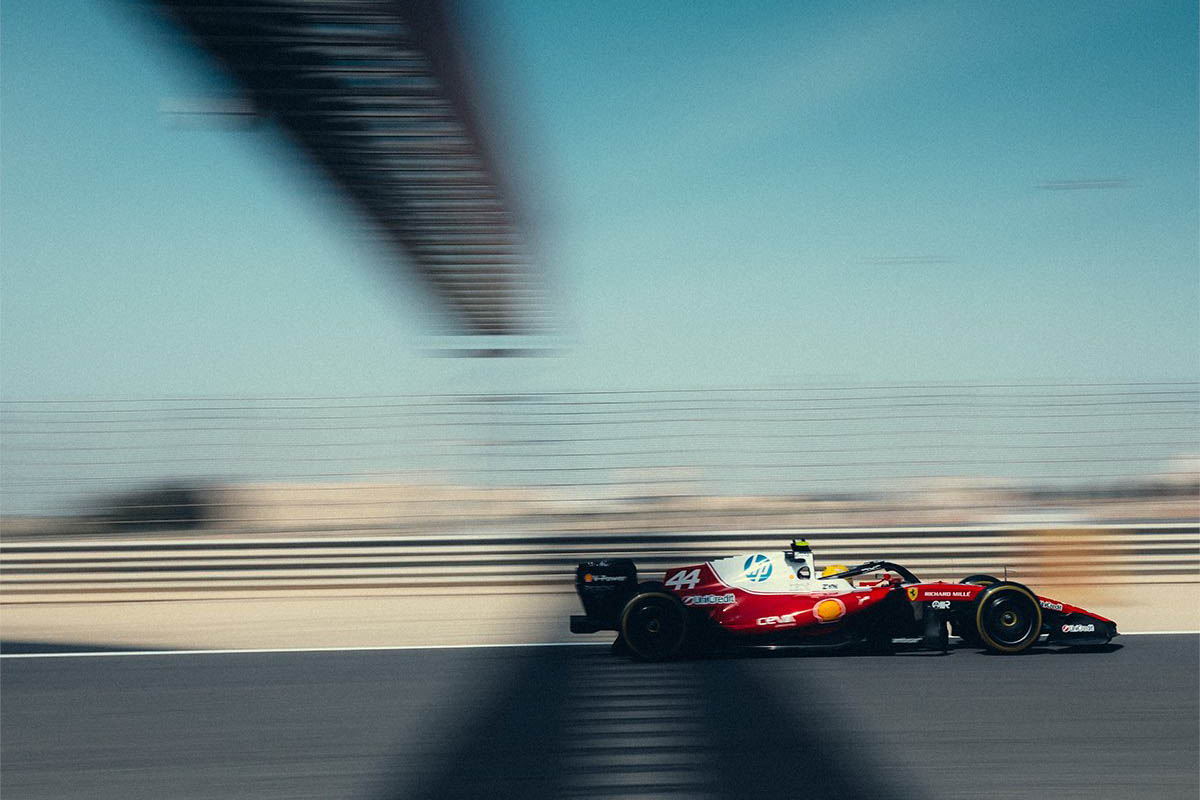 ferrari_11_.jpg