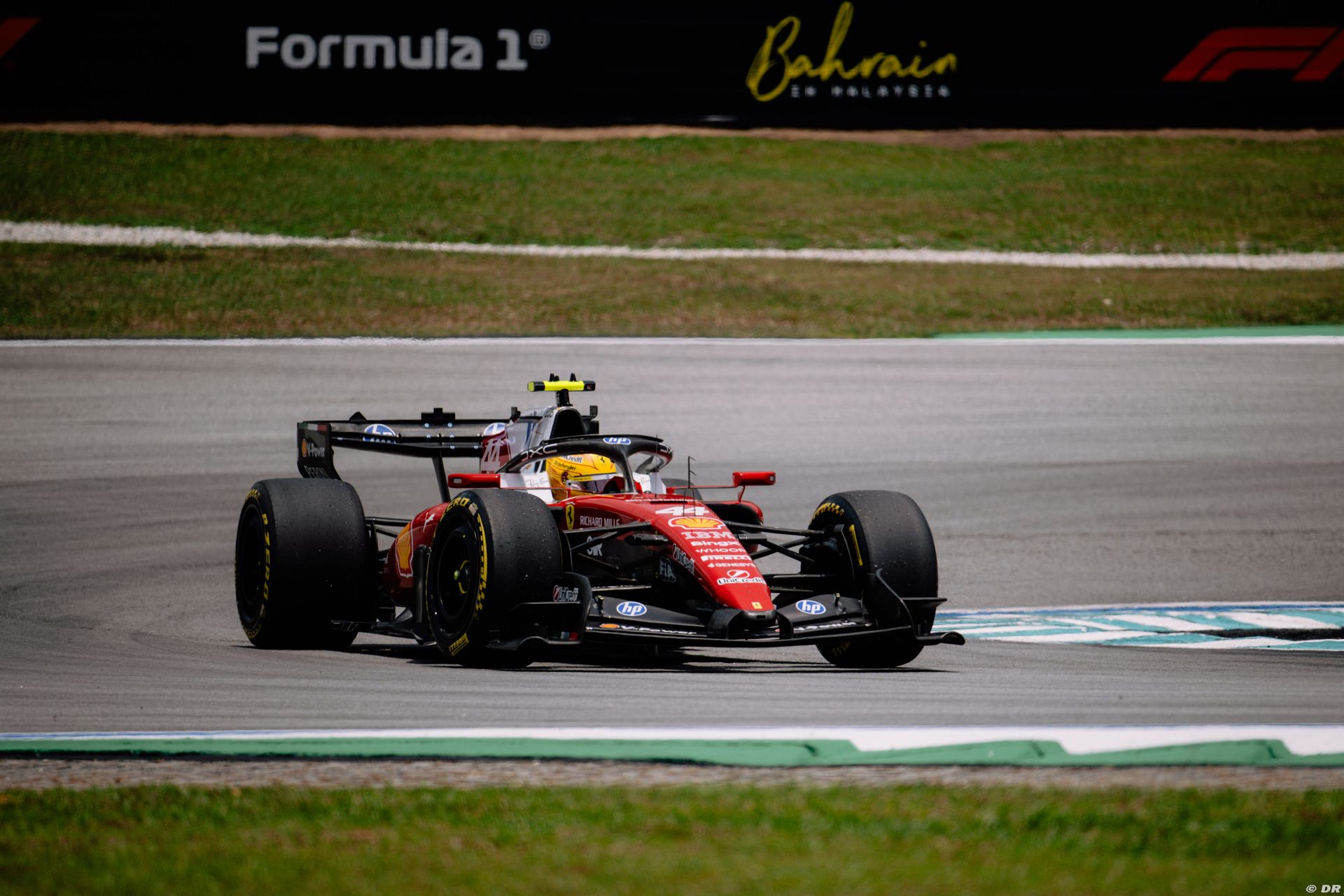 ferrari_14_-10.jpg
