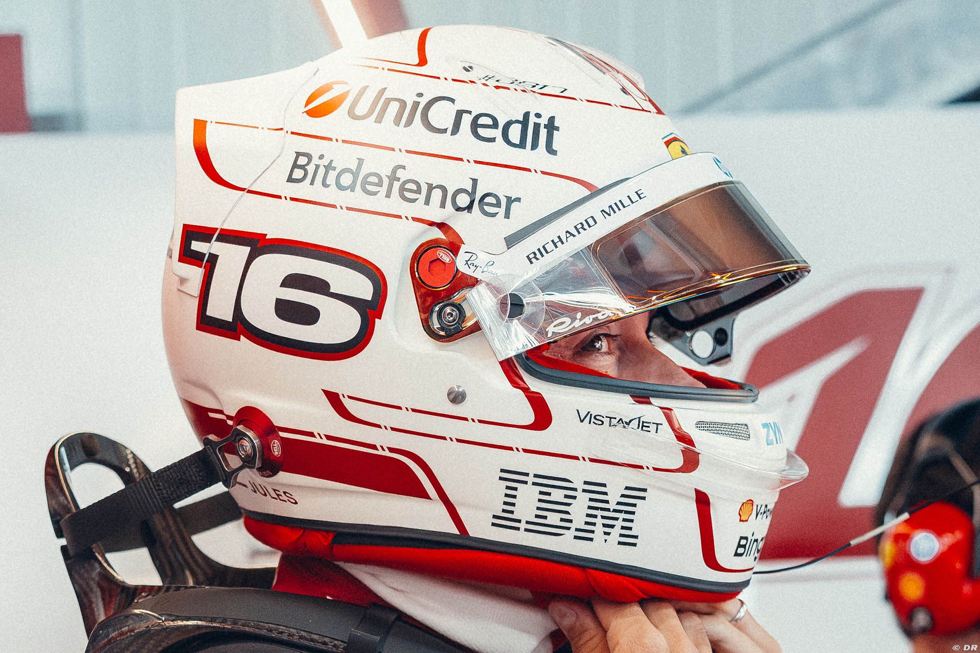 ferrari_14_-6.jpg