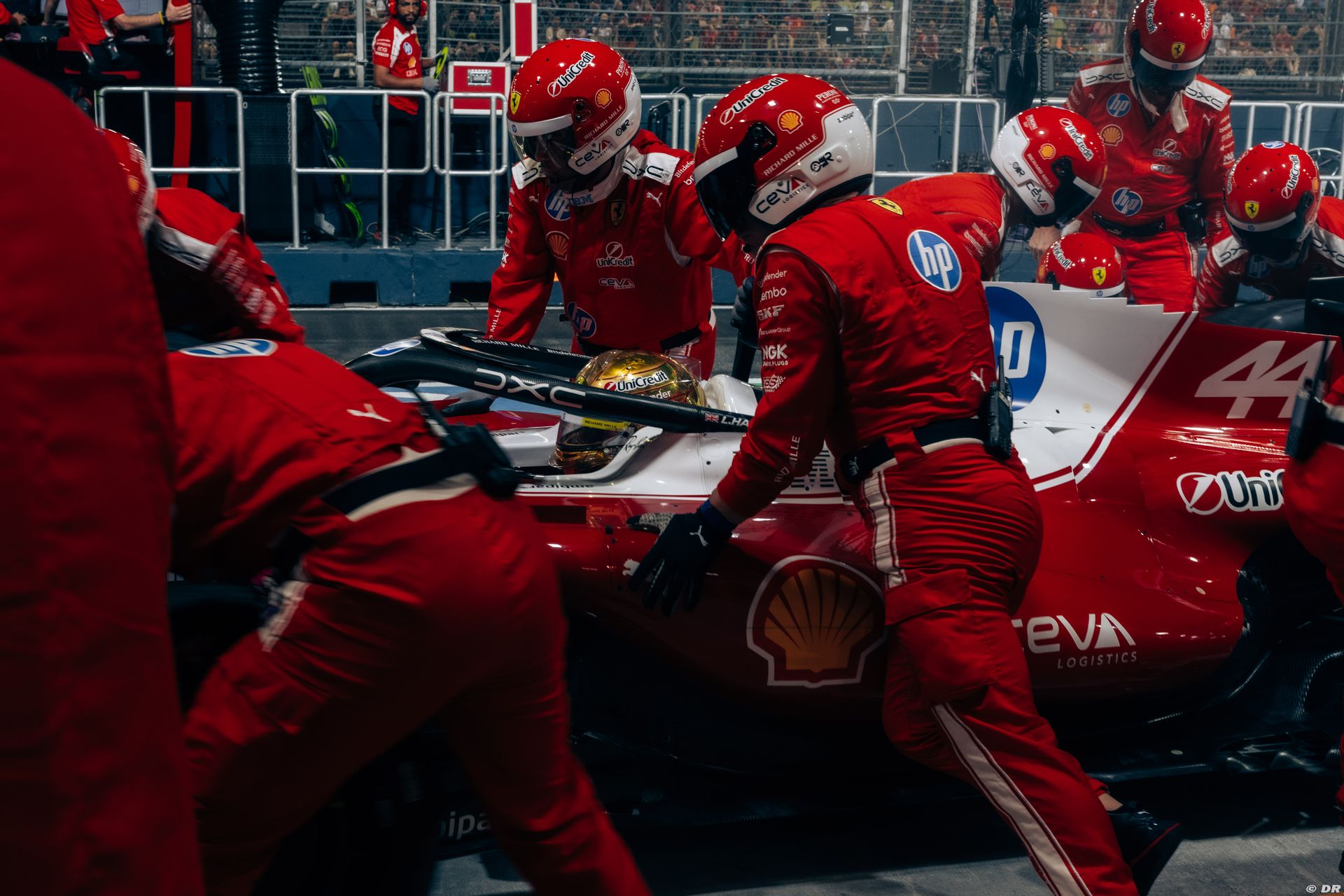 ferrari_26_.jpg
