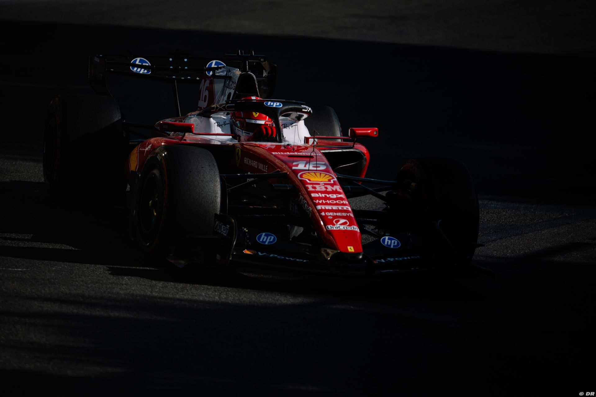 ferrari_4_-4.jpg