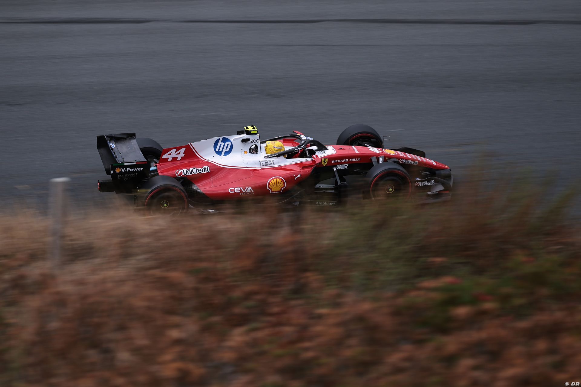 ferrari_7_-2.jpg