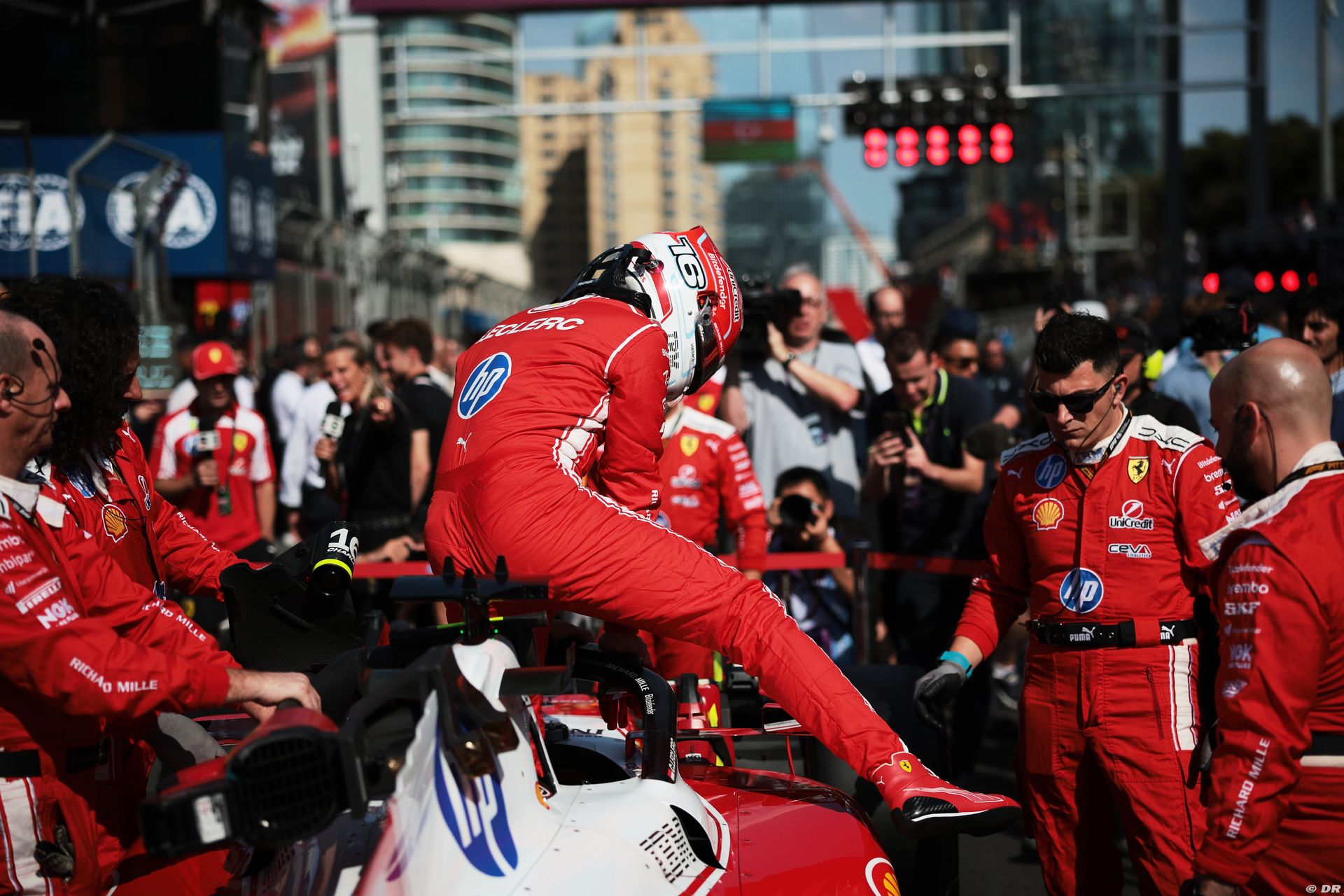 ferrari_7_-3.jpg