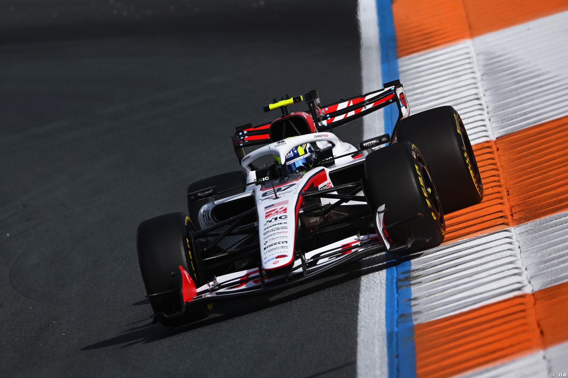 haas1_9_-5.jpg