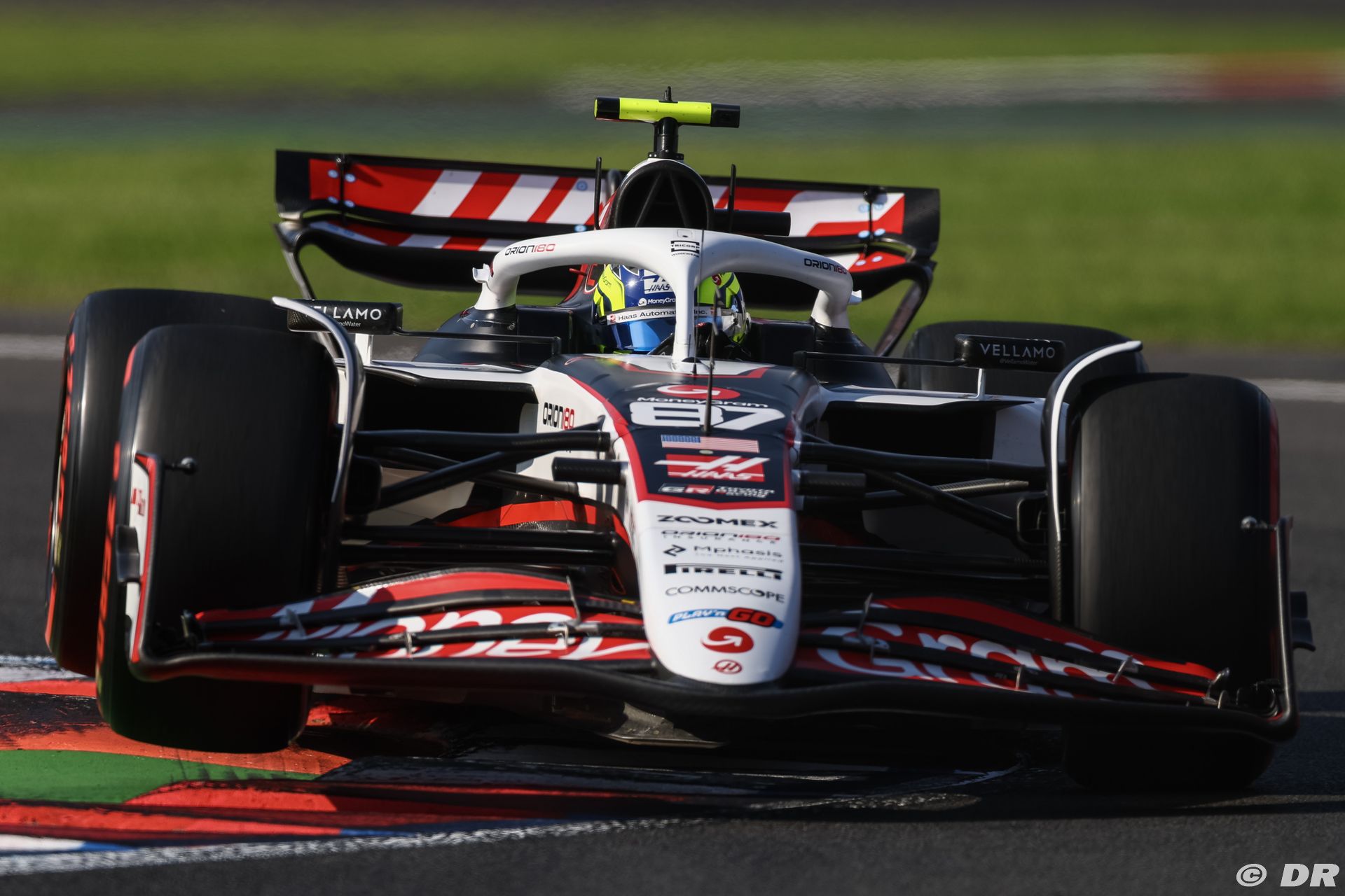 haas2_19_-2.jpg