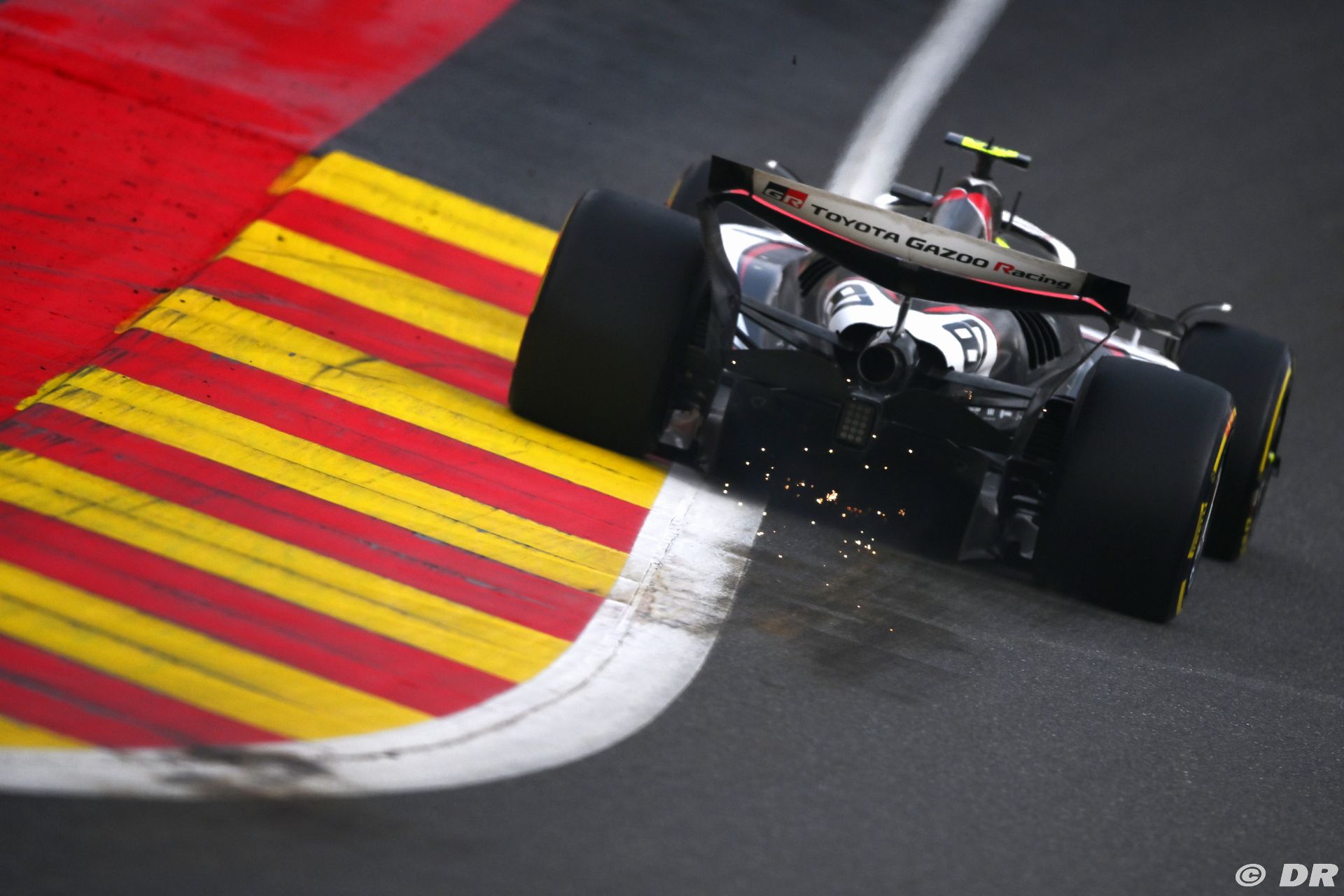 haas3_20_-5.jpg